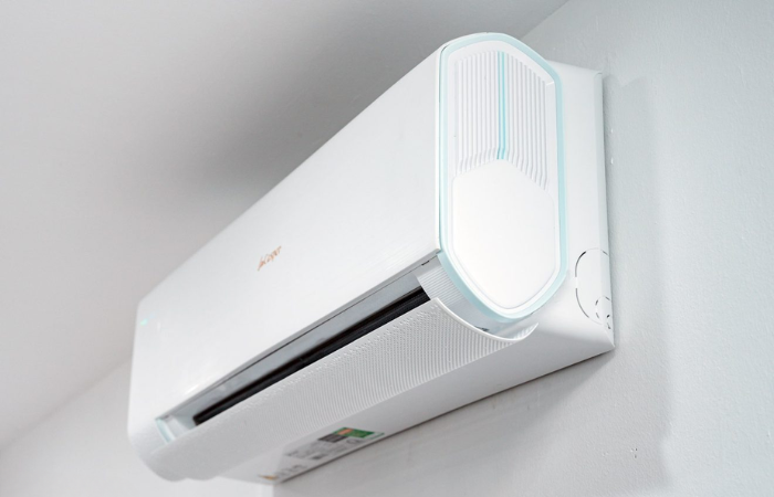 Điều hòa LaCasper tự động làm sạch