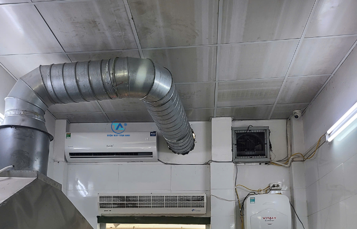 Lưới lọc tinh chất Nano Bạc giúp lọc sạch không khí tái tạo môi trường phòng.