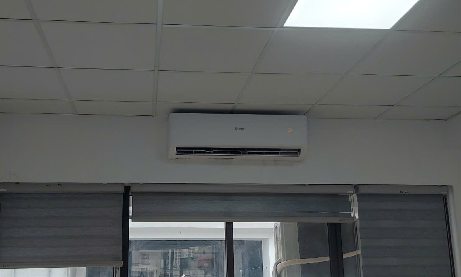 Điều hòa Casper 9000Btu SC-24FS33 có thiết kế tinh tế và sang trọng